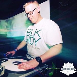 Meet your Posher, Ian